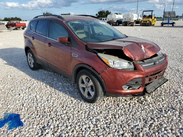 1FMCU0GXXFUA51801 - 2015 FORD ESCAPE SE RED photo 4