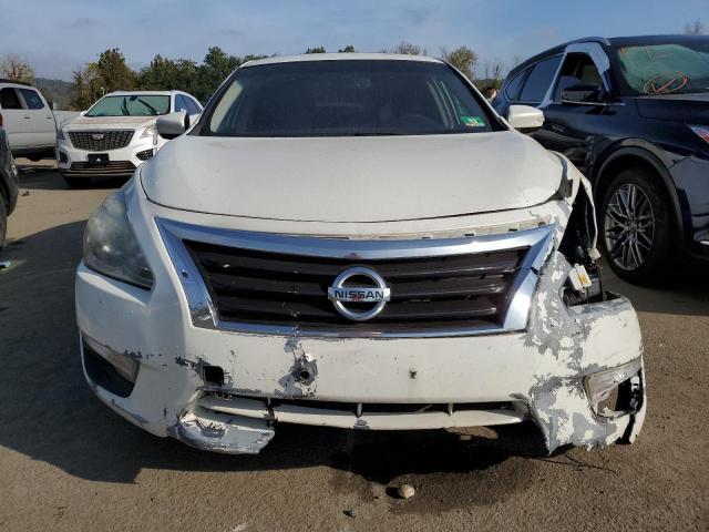 1N4AL3AP3DN539493 - 2013 NISSAN ALTIMA 2.5 WHITE photo 5