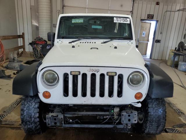 1C4BJWKG0DL614098 - 2013 JEEP WRANGLER U SPORT Ağ foto 5
