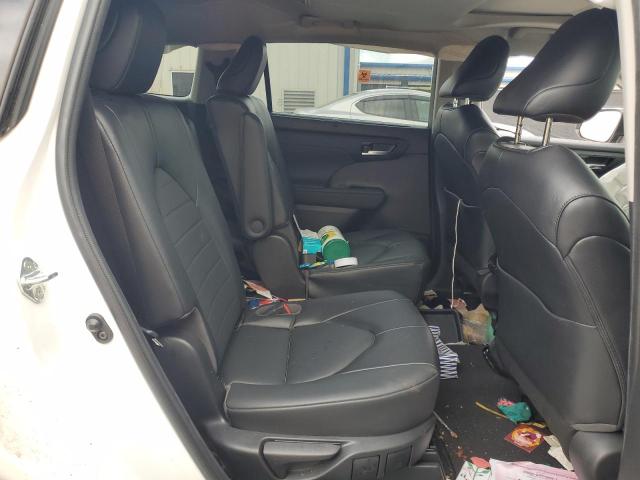 5TDGZRAHXNS551425 - 2022 TOYOTA HIGHLANDER XLE WHITE photo 11