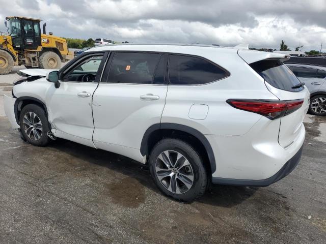 5TDGZRAHXNS551425 - 2022 TOYOTA HIGHLANDER XLE WHITE photo 2