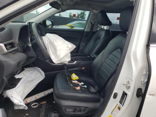 5TDGZRAHXNS551425 - 2022 TOYOTA HIGHLANDER XLE WHITE photo 7