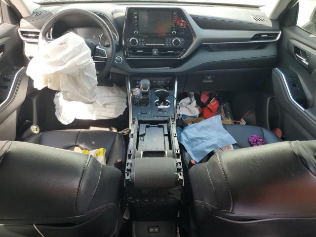 5TDGZRAHXNS551425 - 2022 TOYOTA HIGHLANDER XLE WHITE photo 8