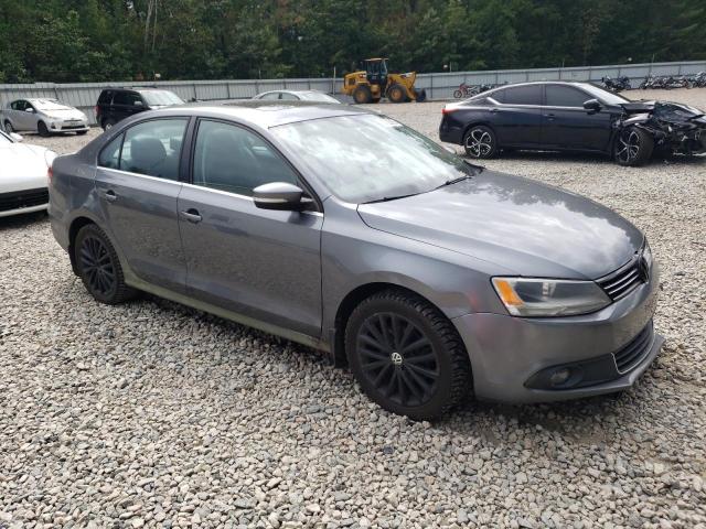 3VWGZ7AJXBM386881 - 2011 VOLKSWAGEN JETTA SEL GRAY photo 4