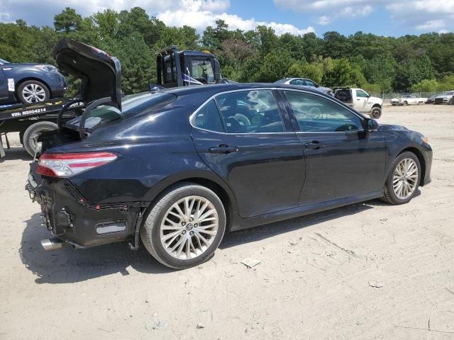 4T1F11AKXLU351634 - 2020 TOYOTA CAMRY XLE 黑色 照片 3