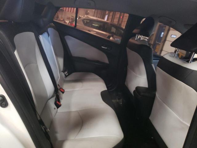 JTDKARFU8G3021854 - 2016 TOYOTA PRIUS WHITE photo 10