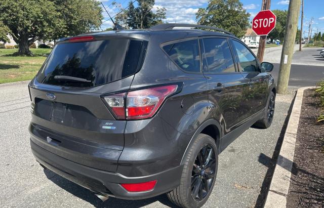 1FMCU9GD8JUB65749 - 2018 FORD ESCAPE SE Сұр фото 4