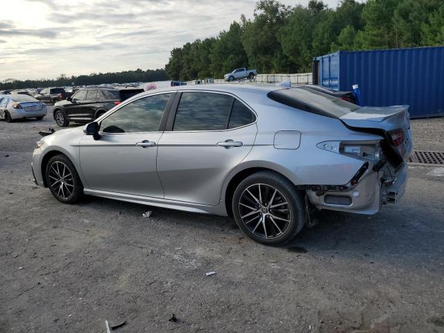 4T1G11AK3RU917324 - 2024 TOYOTA CAMRY SE NIGHT SHADE SILVER photo 2