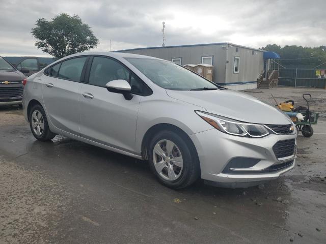 1G1BC5SM5J7174449 - 2018 CHEVROLET CRUZE LS 银色 照片 4