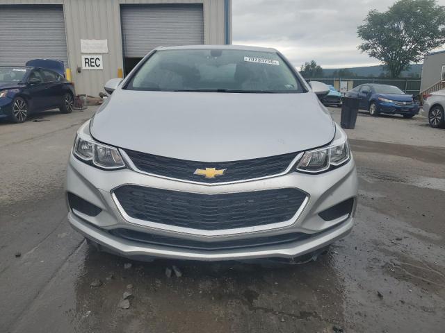 1G1BC5SM5J7174449 - 2018 CHEVROLET CRUZE LS 银色 照片 5
