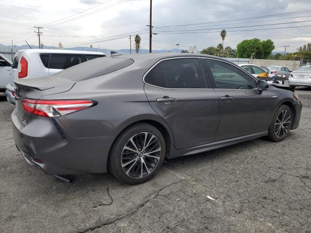 4T1G31AK2LU519524 - 2020 TOYOTA CAMRY SE GRAY photo 3