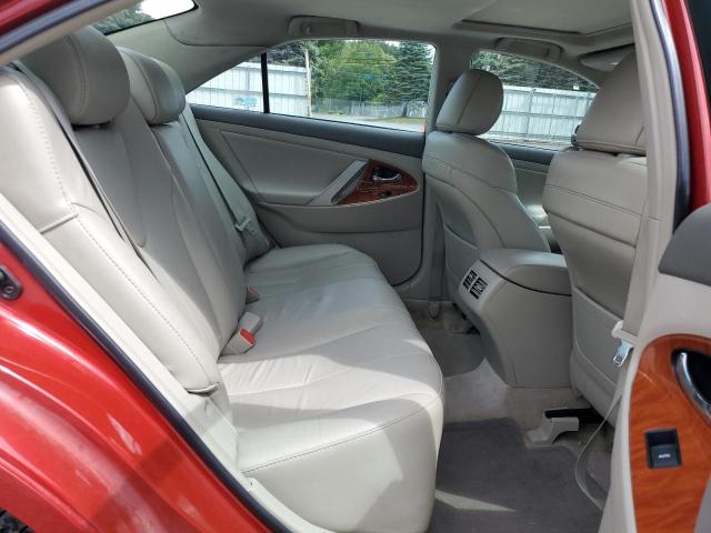 4T1BF3EK4BU155032 - 2011 TOYOTA CAMRY BASE RED photo 10