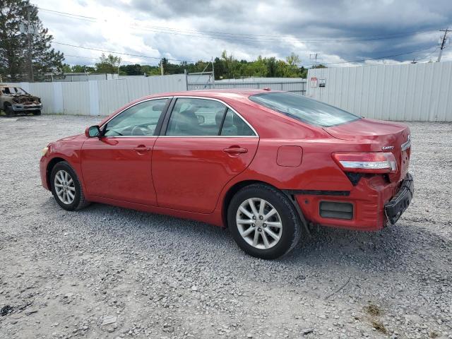 4T1BF3EK4BU155032 - 2011 TOYOTA CAMRY BASE RED photo 2