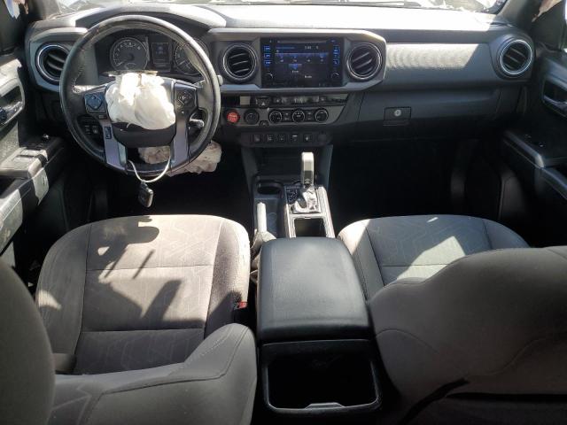 3TMCZ5AN4HM068269 - 2017 TOYOTA TACOMA DOUBLE CAB SILVER photo 8