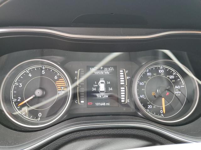 1C4PJLCB0KD242910 - 2019 JEEP CHEROKEE LATITUDE BLACK photo 9