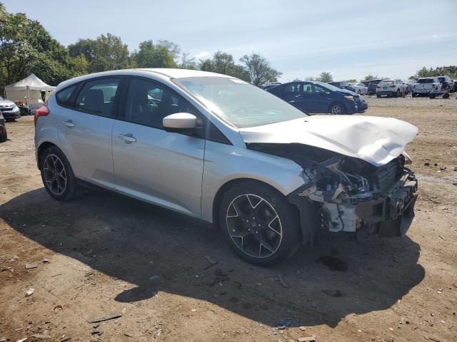 1FAHP3K26CL370005 - 2012 FORD FOCUS SE SILVER photo 4