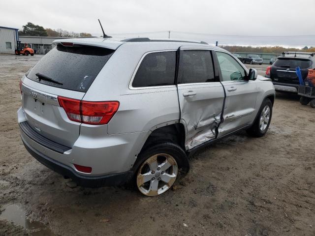 1C4RJEAG1CC201714 - 2012 JEEP GRAND CHER LAREDO 银色 照片 3