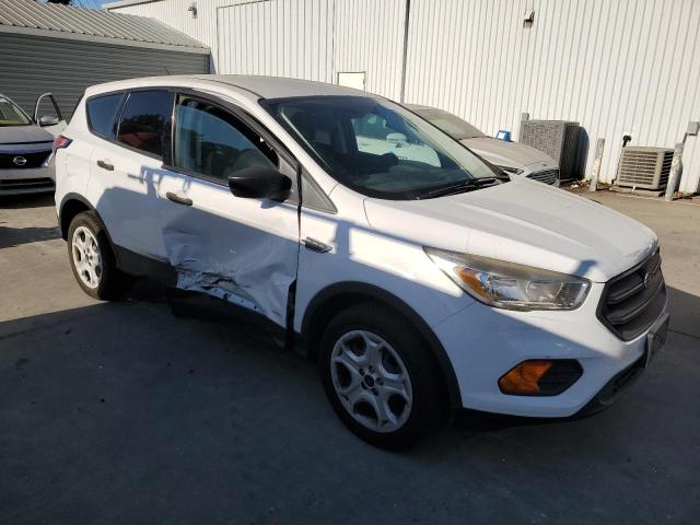1FMCU0F76HUE24269 - 2017 FORD ESCAPE S WHITE photo 4