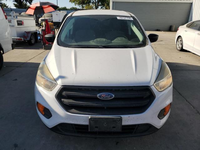 1FMCU0F76HUE24269 - 2017 FORD ESCAPE S WHITE photo 5