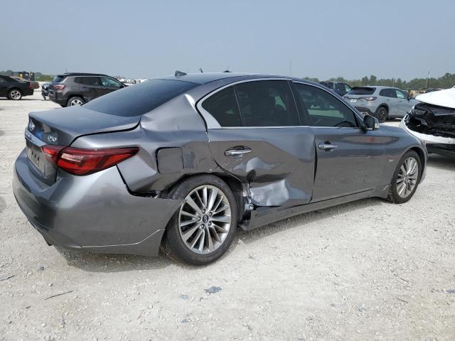 JN1EV7AP6JM365792 - 2018 INFINITI Q50 LUXE GRAY photo 3