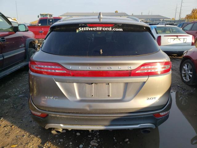 5LMCJ2C95HUL27393 - 2017 LINCOLN MKC SELECT 灰色 照片 6