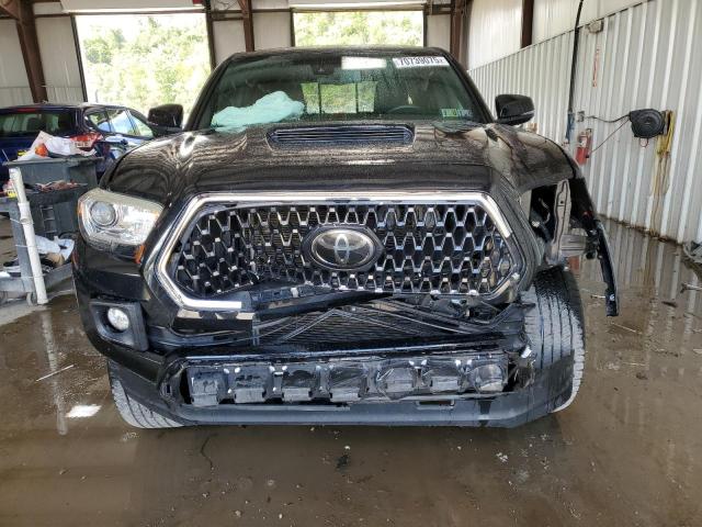 3TMCZ5AN3JM125454 - 2018 TOYOTA TACOMA DOUBLE CAB 黑色 照片 5