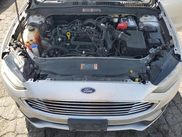 3FA6P0HD2KR201436 - 2019 FORD FUSION SE 银色 照片 11