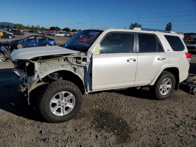 JTEZU5JR2A5005562 - 2010 TOYOTA 4RUNNER SR5 WHITE photo 1