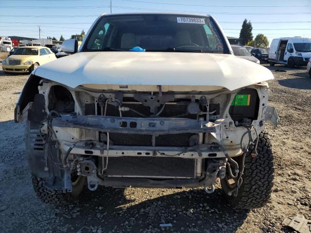 JTEZU5JR2A5005562 - 2010 TOYOTA 4RUNNER SR5 WHITE photo 5