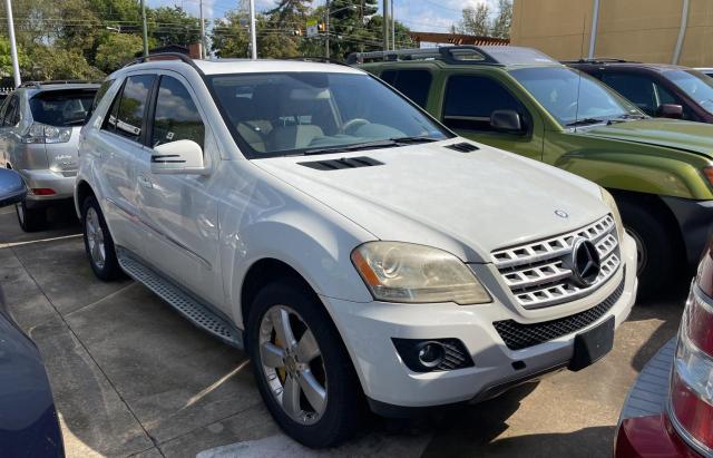 4JGBB5GB6BA695469 - 2011 MERCEDES-BENZ ML 350 WHITE photo 1