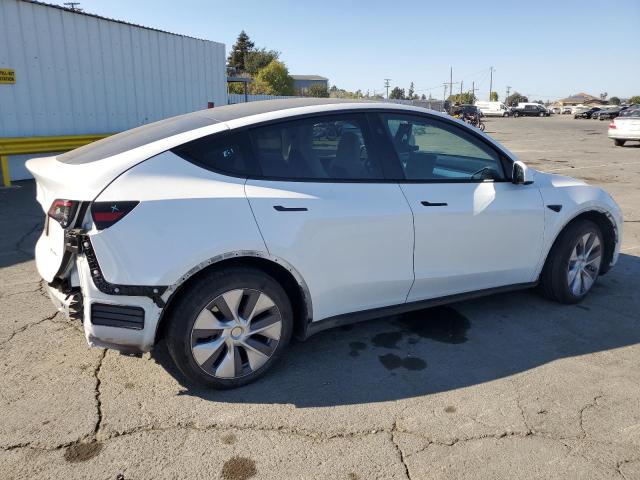 7SAYGDEE8PF873777 - 2023 TESLA MODEL Y WHITE photo 3