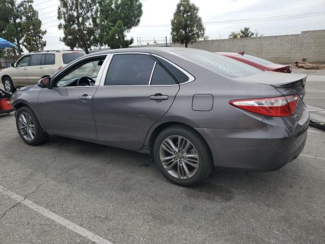 4T1BF1FK8FU943689 - 2015 TOYOTA CAMRY LE GRAY photo 2