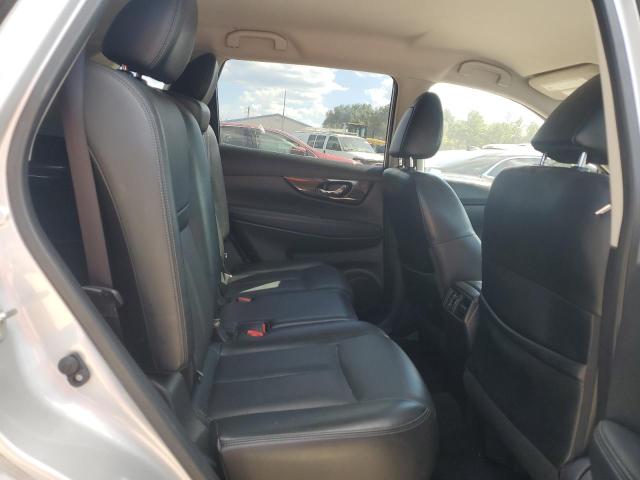 JN8AT2MT8JW464961 - 2018 NISSAN ROGUE S 银色 照片 11