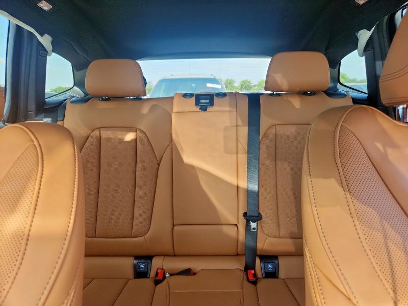 5UX43DP02R9U24504 - 2024 BMW X3 SDRIVE30I WHITE photo 10