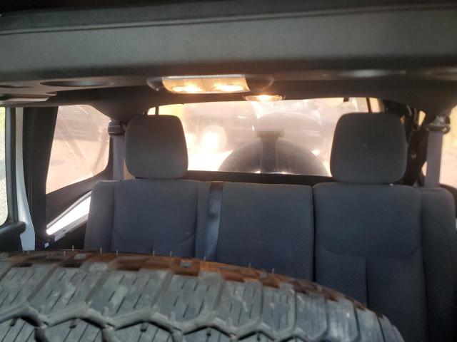 1C4BJWDG6HL524411 - 2017 JEEP WRANGLER U SPORT WHITE photo 10