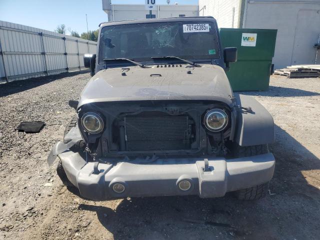 1C4BJWDG0JL854552 - 2018 JEEP WRANGLER U SPORT 灰色 照片 5