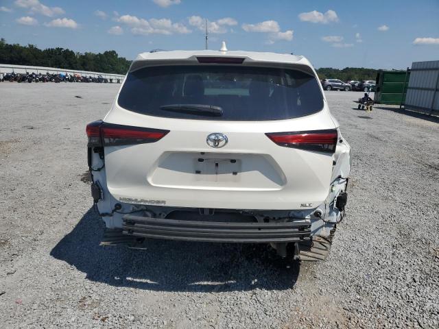 5TDGZRAH7MS077156 - 2021 TOYOTA HIGHLANDER XLE WHITE photo 6