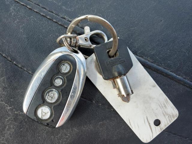 1HD1KB415BB666306 - 2011 HARLEY-DAVIDSON FLHX ORANGE photo 8