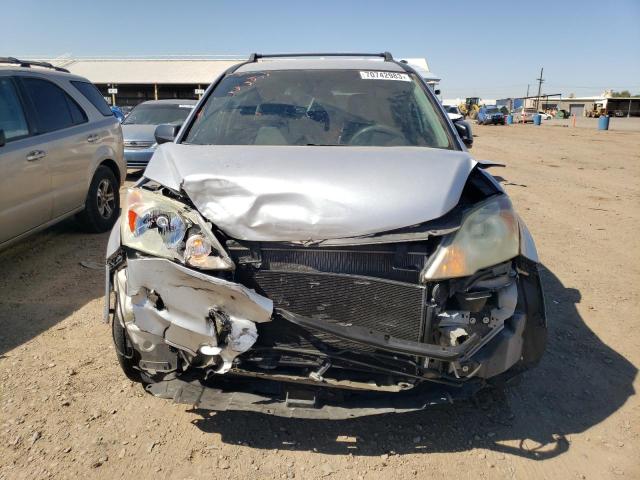 5J6RE3H42BL043509 - 2011 HONDA CR-V SE SILVER photo 5