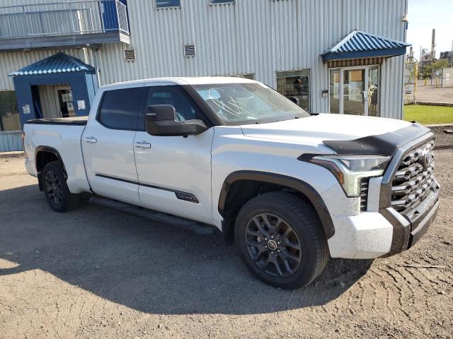5TFNA5EC4NX006062 - 2022 TOYOTA TUNDRA CREWMAX PLATINUM თეთრი ფოტო 4