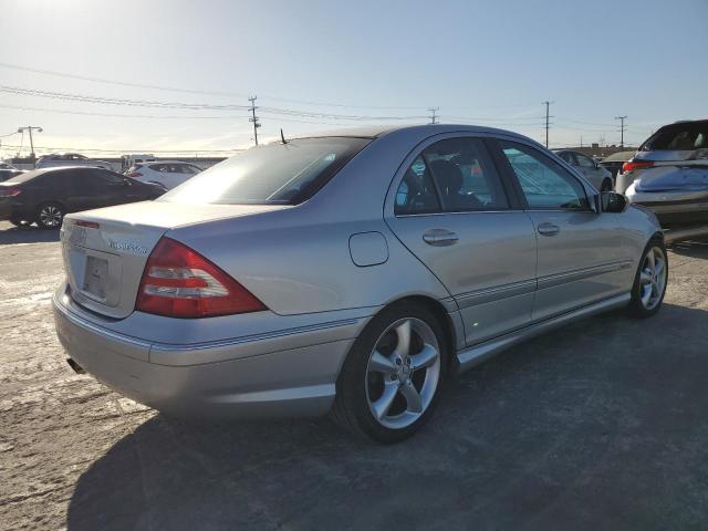 WDBRF40J85F672851 - 2005 MERCEDES-BENZ C 230K SPORT SEDAN SILVER photo 3