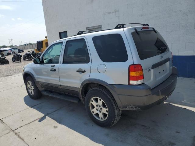 1FMCU93165KA28175 - 2005 FORD ESCAPE XLT SILVER photo 2
