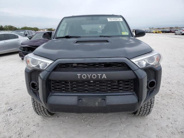 JTEBU5JR1J5500109 - 2018 TOYOTA 4RUNNER SR5/SR5 PREMIUM შავი ფოტო 5