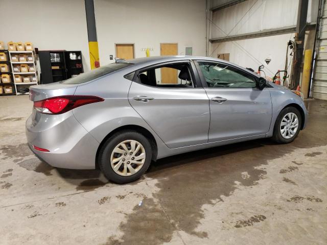 5NPDH4AE1GH675042 - 2016 HYUNDAI ELANTRA SE SILVER photo 3