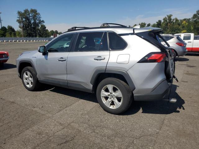 4T3RWRFV4LU002959 - 2020 TOYOTA RAV4 XLE SILVER photo 2