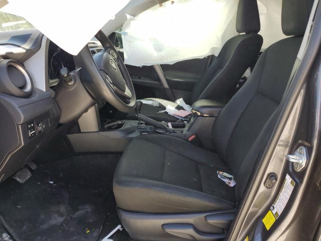 2T3ZFREV8JW460826 - 2018 TOYOTA RAV4 LE ნაცრისფერი ფოტო 7