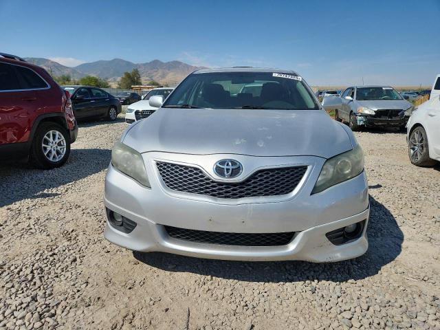 4T1BF3EK5BU661789 - 2011 TOYOTA CAMRY BASE Gri fotoğraf 5