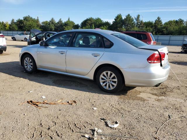 1VWAP7A33DC020181 - 2013 VOLKSWAGEN PASSAT S ვერცხლისფერი ფოტო 2