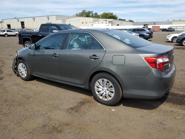 4T1BF1FK3CU521843 - 2012 TOYOTA CAMRY BASE GRAY photo 2