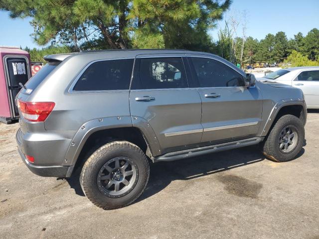 1C4RJFAG3CC256610 - 2012 JEEP GRAND CHEROKEE LAREDO GRAY photo 3